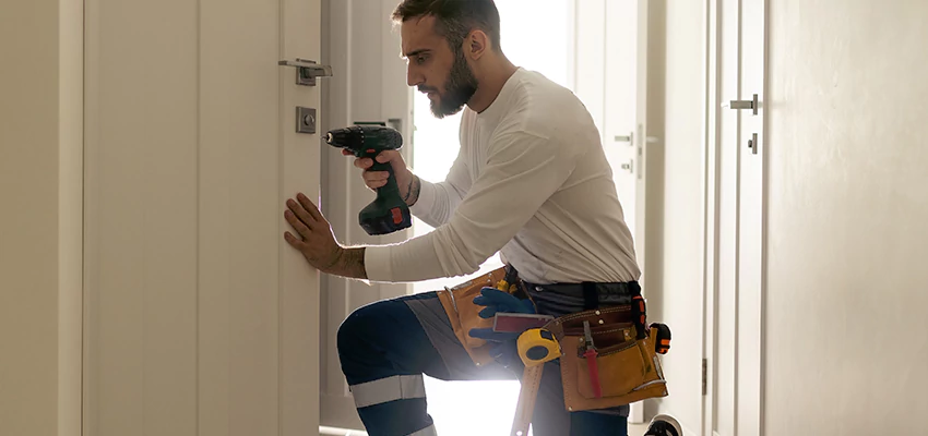 Mailbox Lock Installation Expert in Downey, California