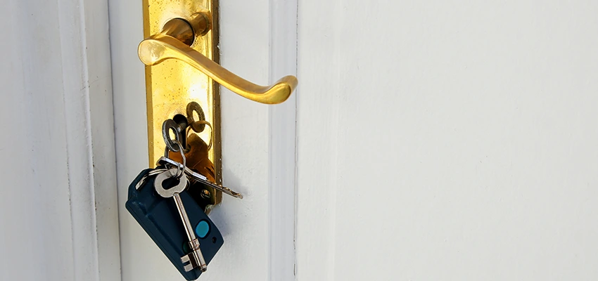 Broken Door Key Extraction in Downey, CA