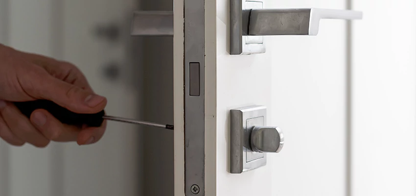 Key Programming Locksmith Open Now in Downey, California